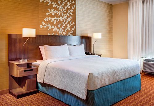 דולות' Fairfield Inn & Suites By Marriott Atlanta Gwinnett Place מראה חיצוני תמונה